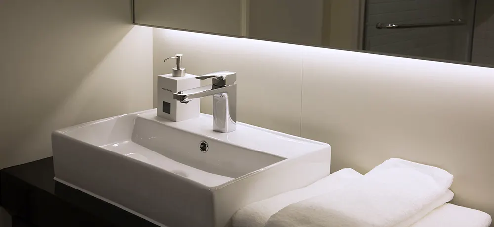 Capsule Hotel -  Double & Shower 3 hours photo