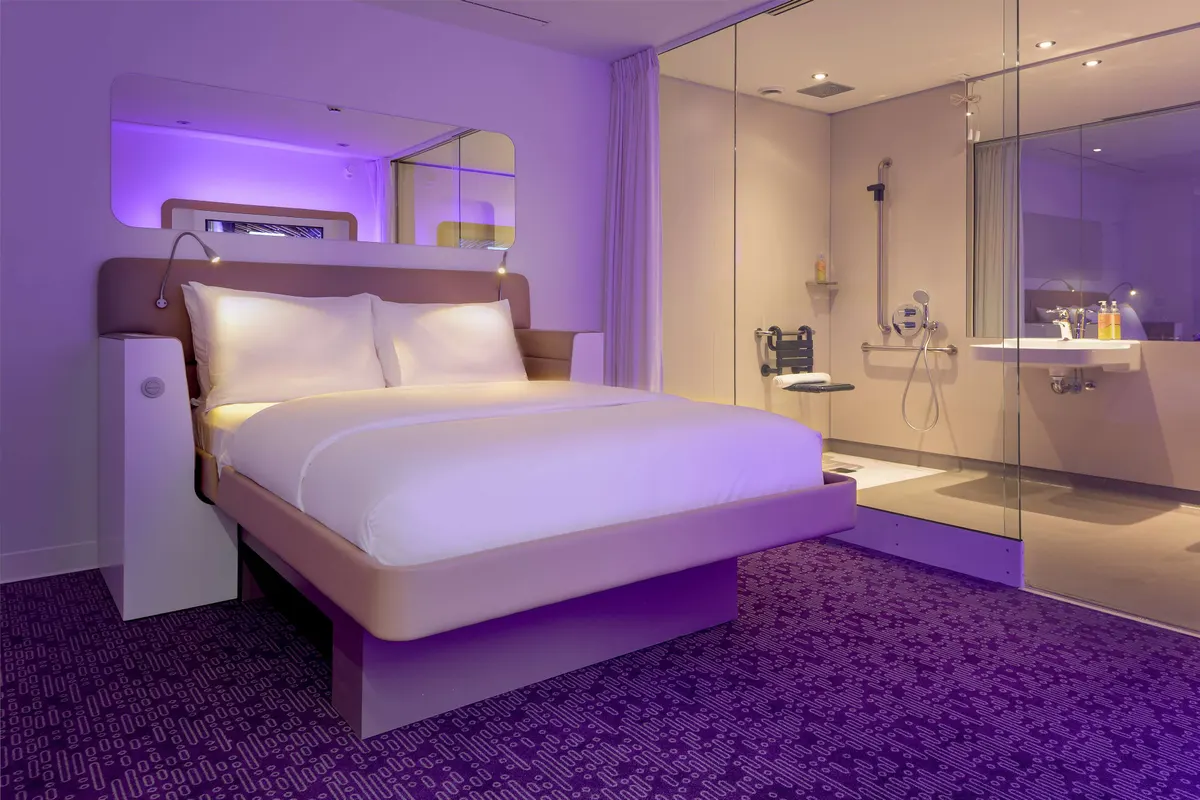 Queen Room