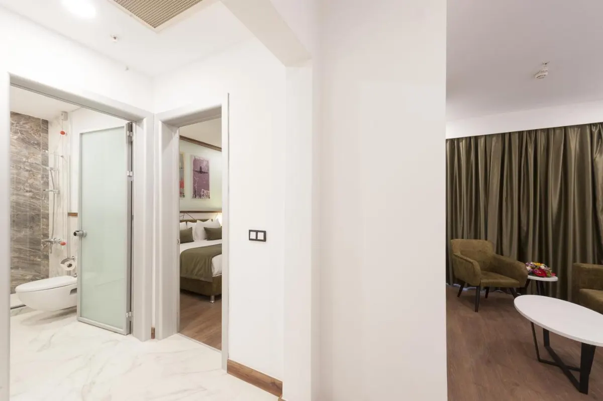 Double occupancy photo