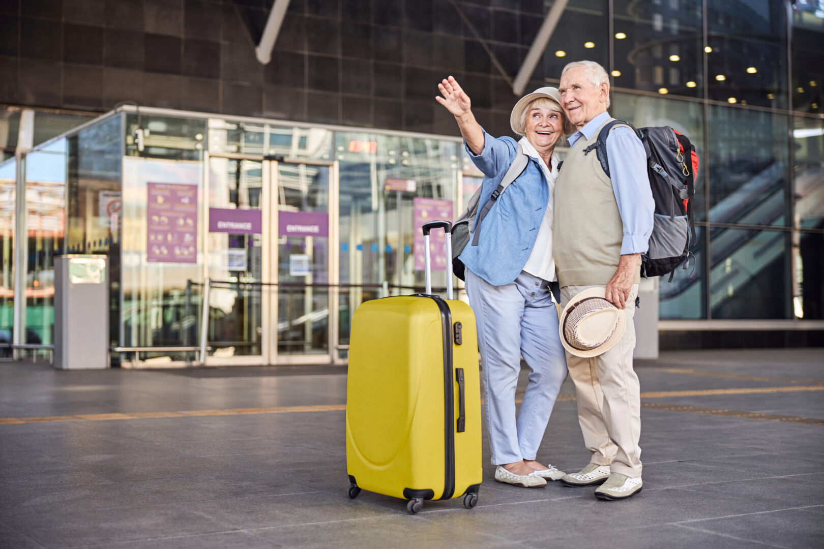 Traveling with Elderly Parents: Tips for a Stress-Free Journey