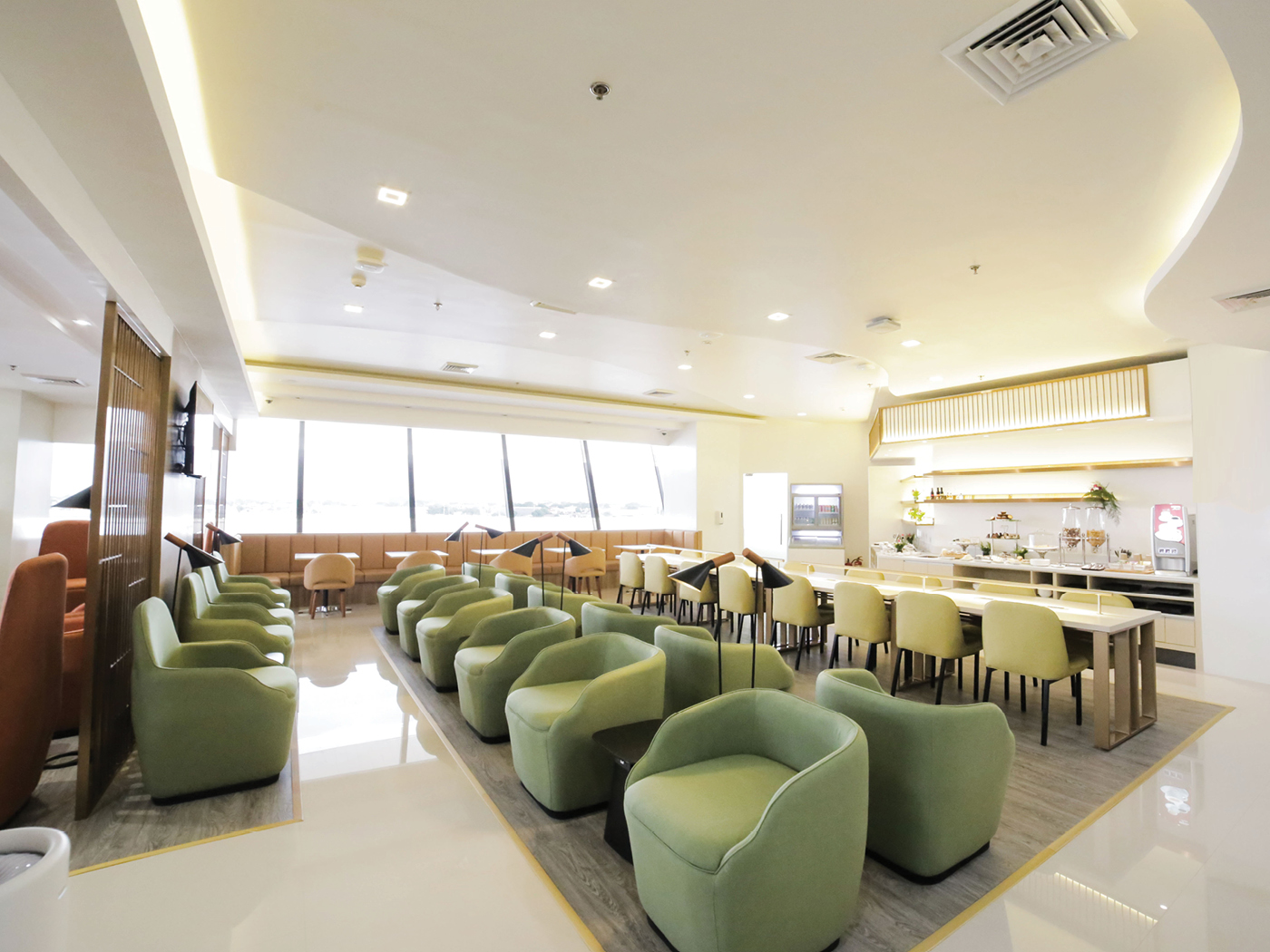 Airport lounge Ninoy Aquino International Airport (MNL)