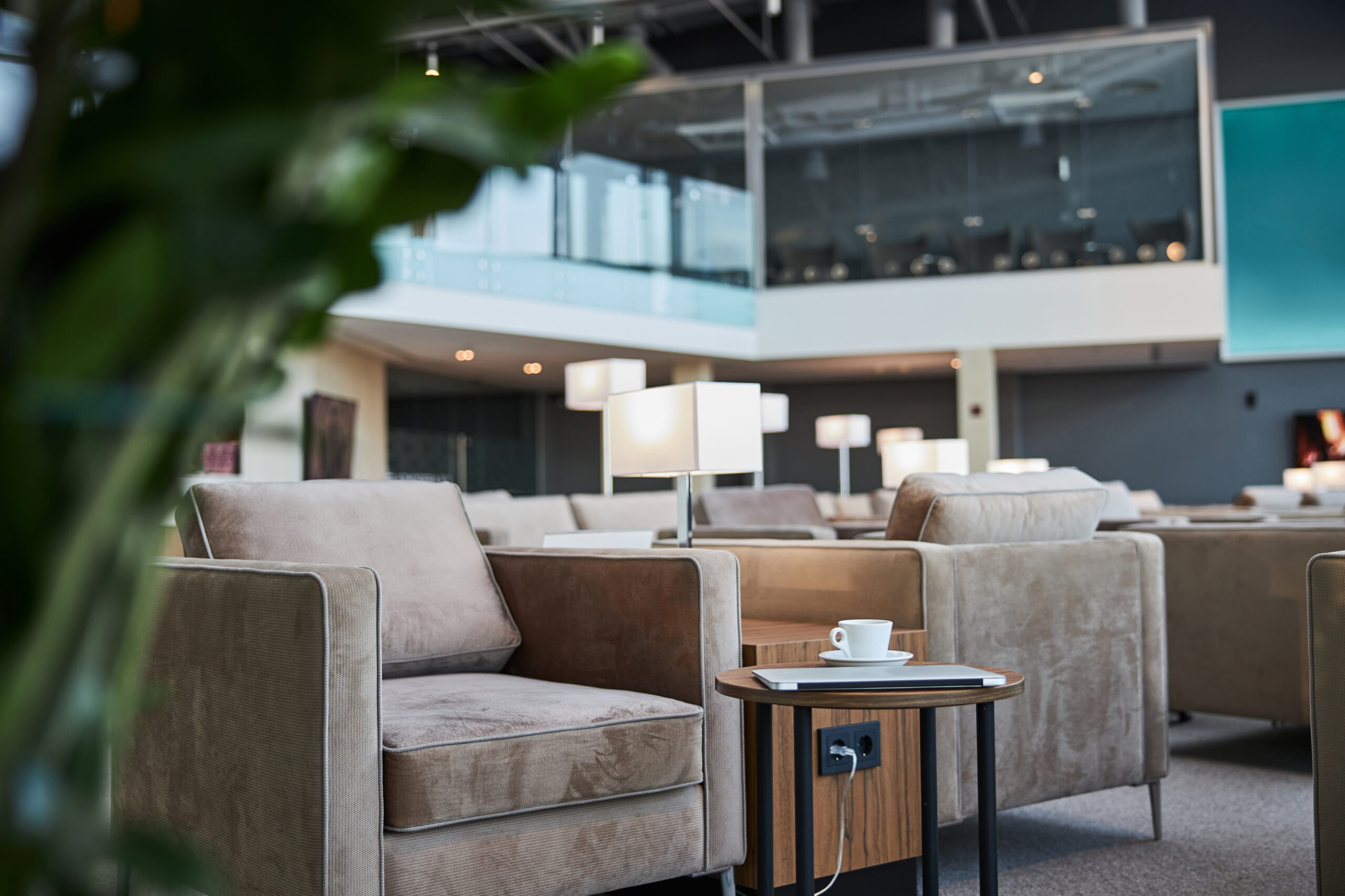 How to Access Premium Lounges: Memberships, Credit Cards, and More