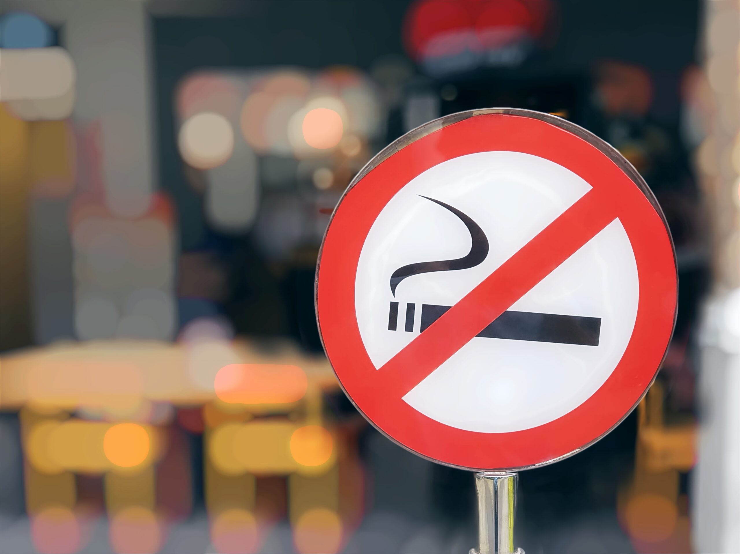 Pros and Cons of Smoking Areas at Airports